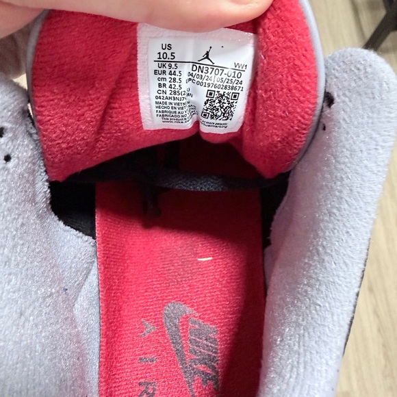 Jordan retro 3 black cement - Picture 5 of 9